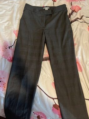 Women’s H&M Gray Plaid Dress Pants - Classic Tailored Fit Size 4